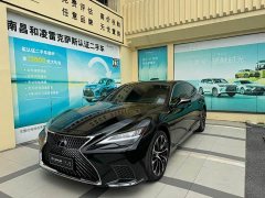 Lexus LS 500h Executive - ფოტო 1