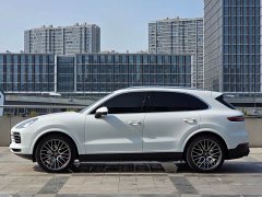 Porsche 2019 Cayenne 3.0T - ფოტო 3