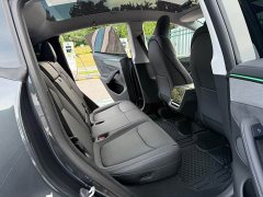 Tesla Model Y Long Range All-Wheel Drive Launch Edition - ფოტო 13