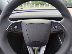 Tesla Model Y Long Range All-Wheel Drive Launch Edition - ფოტო 14