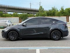Tesla Model Y Long Range All-Wheel Drive Launch Edition - ფოტო 5