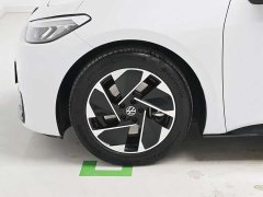 Volkswagen ID.3 Outstanding Edition - ფოტო 8