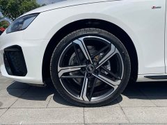 Audi A4L 2024 40 TFSI Luxury Dynamic - ფოტო 10