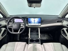 BYD Yuan UP 2025 Smart Drive 401KM Vitality Edition - ფოტო 8