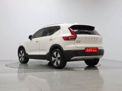 Volvo XC40 B3 Smart Luxury Edition - ფოტო 3