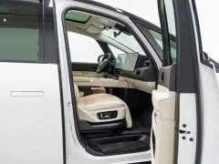 Li Auto Li Xiang MEGA Ultra - ფოტო 18