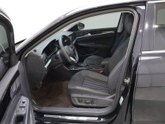 Volkswagen Passat Outstanding Edition 330TSI Elite - ფოტო 11