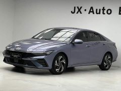 Hyundai Elantra 1.5L CVT Luxury - ფოტო 1