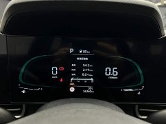 Hyundai Elantra 1.5L CVT Luxury - ფოტო 11
