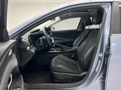 Hyundai Elantra 1.5L CVT Luxury - ფოტო 7
