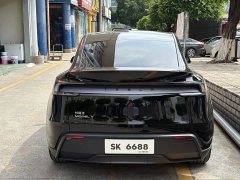 Tesla Model Y Rear-Wheel Drive - ფოტო 4