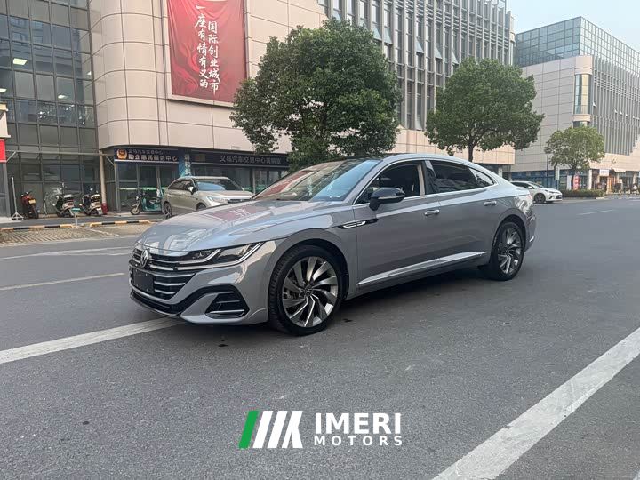 Volkswagen CC 380TSI Eye-Catching Edition