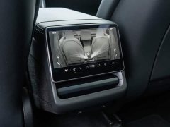 Tesla Model Y Rear-Wheel Drive - ფოტო 15