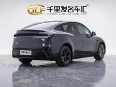 Tesla Model Y Rear-Wheel Drive - ფოტო 3