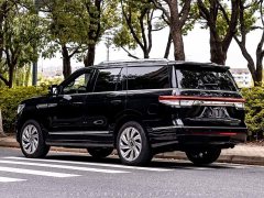Lincoln Navigator 3.5T Prestige Edition - ფოტო 13