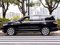 Lincoln Navigator 3.5T Prestige Edition - ფოტო 2