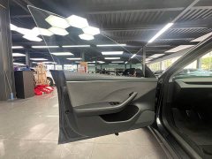 Tesla Model 3 Rear-Wheel Drive - ფოტო 4