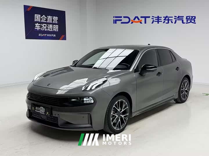 Lynk & Co 03 1.5T DCT Pro