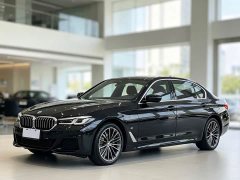 BMW 5 Series Facelift 530Li xDrive M Sport Package - ფოტო 1