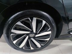 Volkswagen Passat 330TSI Elite - ფოტო 12