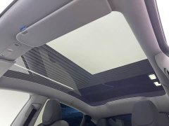 Tesla Model Y Rear-Wheel Drive - ფოტო 14