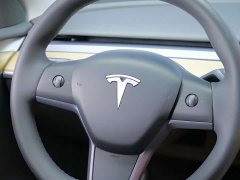 Tesla Model Y 2022 Facelift Rear-Wheel Drive - ფოტო 10