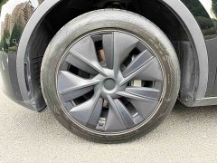 Tesla Model Y Rear-Wheel Drive - ფოტო 4