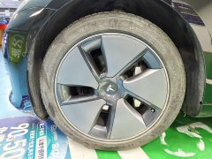 Tesla Model 3 Rear-Wheel Drive - ფოტო 3