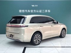 Li Auto L8 Max - ფოტო 17