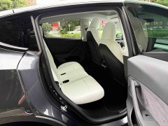 Tesla Model Y Long Range All-Wheel Drive - ფოტო 12