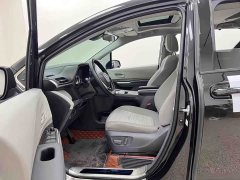 Toyota Sienna 2.5L Hybrid Comfort Edition - ფოტო 7