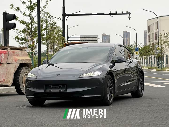 Tesla Model 3 Rear-Wheel Drive - ავტომობილი ჩინეთიდან