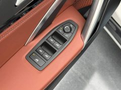 BMW iX1 eDrive25L X Design Package - ფოტო 12
