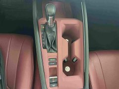 Honda Accord Sport Series 260TURBO Luxury - ფოტო 14