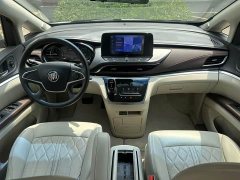 Buick GL8 Land Business Class 652T Comfort - ფოტო 6