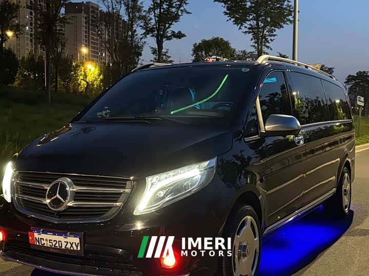 Mercedes-Benz Vito 2.0T Business Edition 7-Seater