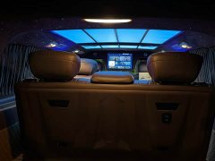 Mercedes-Benz Vito 2.0T Business Edition 7-Seater - ფოტო 7