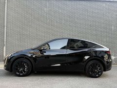 Tesla Model Y Long Range All-Wheel Drive - ფოტო 9