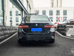 BMW 5 Series 530Li Premier M Sport Package - ფოტო 9