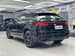 Audi Q8 55 TFSI Dynamic Luxury - ფოტო 4