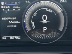 Lexus ES 300h Premium Edition - ფოტო 11