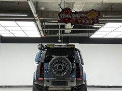 Land Rover Defender 110 P400 X - ფოტო 3