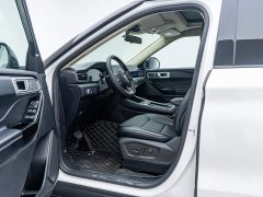 Ford Explorer EcoBoost 285 RWD Fashion 7-Seater - ფოტო 17