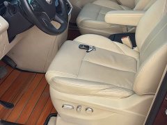 Buick GL8 ES Luxe Enjoyment Edition - ფოტო 4