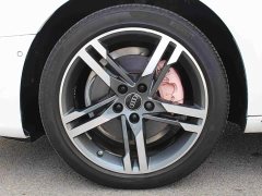 Audi A4L 40 TFSI Luxury Dynamic - ფოტო 15