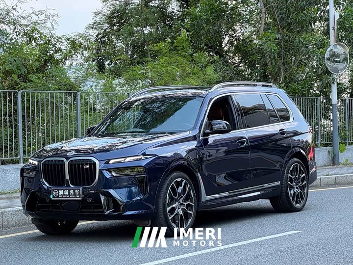 BMW X7 M60i xDrive M60i - ავტომობილი ჩინეთიდან