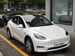 Tesla Model Y 2022 Facelift Rear-Wheel Drive - ფოტო 3
