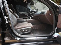 BMW 5 Series 530Li Premier Luxury Package - ფოტო 14