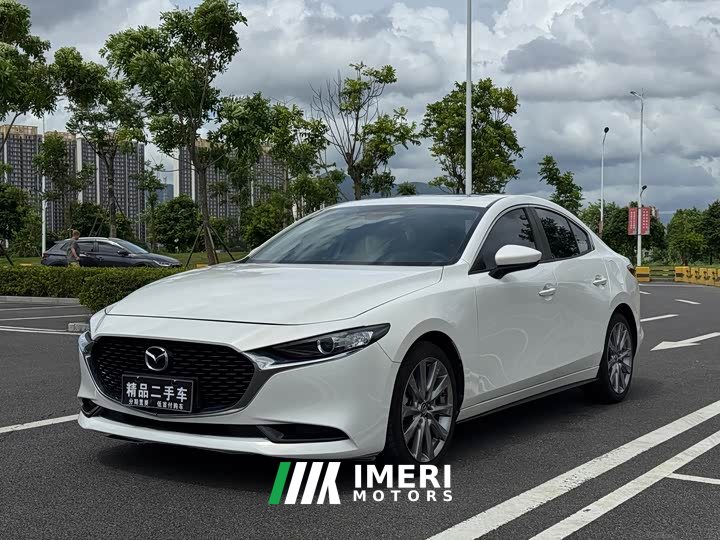 Mazda3 Axela 2.0L Automatic Brilliant Edition