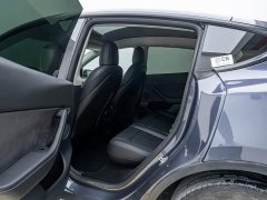 Tesla Model Y Standard Range RWD - ფოტო 19